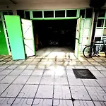 شقة Center Bravos *